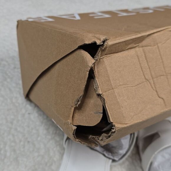 NIB JustFab Haidee Bright White Heeled Sandal Size 8.5 - Picture 9 of 9